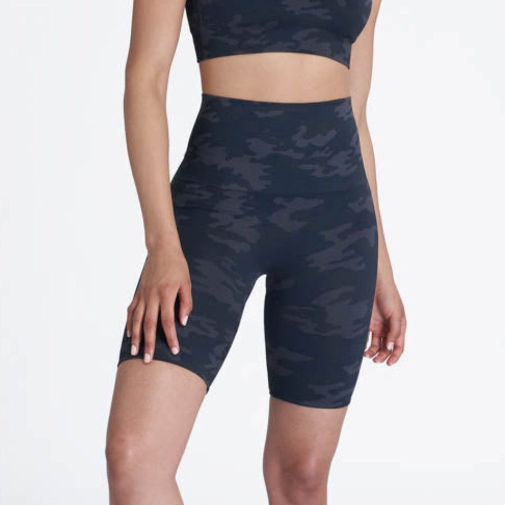 SPANX Look at Me Now Bike Short black camo